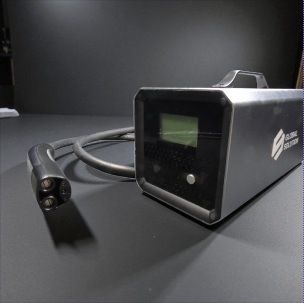 Инвертор-разрядник GS Z-033 NACS 3.5кВт 220V Европейские розетки Type F для Tesla