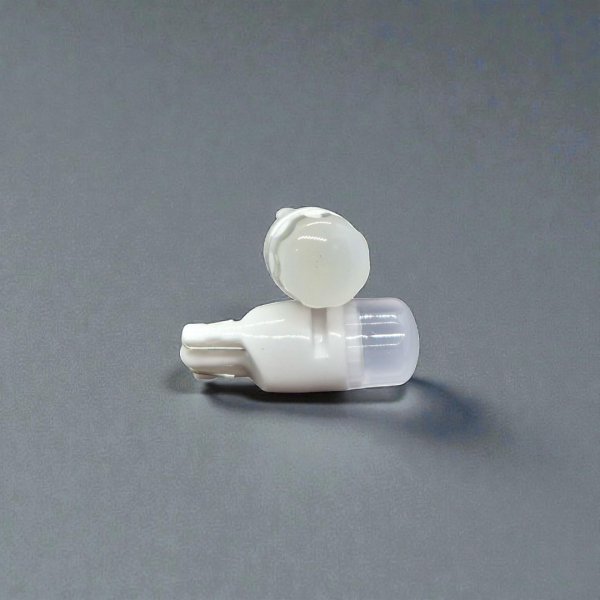 LED Лампа T10 MINI CERAMIC 24V — W5W Белая 5500K (Грузовой Транспорт)