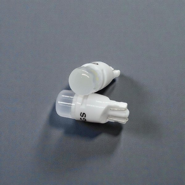 LED Лампа T10 4D MINI CERAMIC 12V — W5W 120Лм для Габаритов
