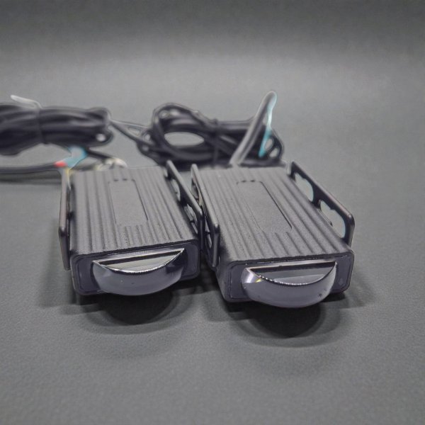 Ультракомпактні LED фари GS LG12 (12x32x62мм) 10-30V White 26W / Yellow 14W — Міні-стробоскопи (Арт. 85712)