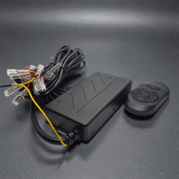 Блок-контролер та пульт керування GS LC06 10-30V на 6 каналів — Розумна система керування стробоскопами та ДХО