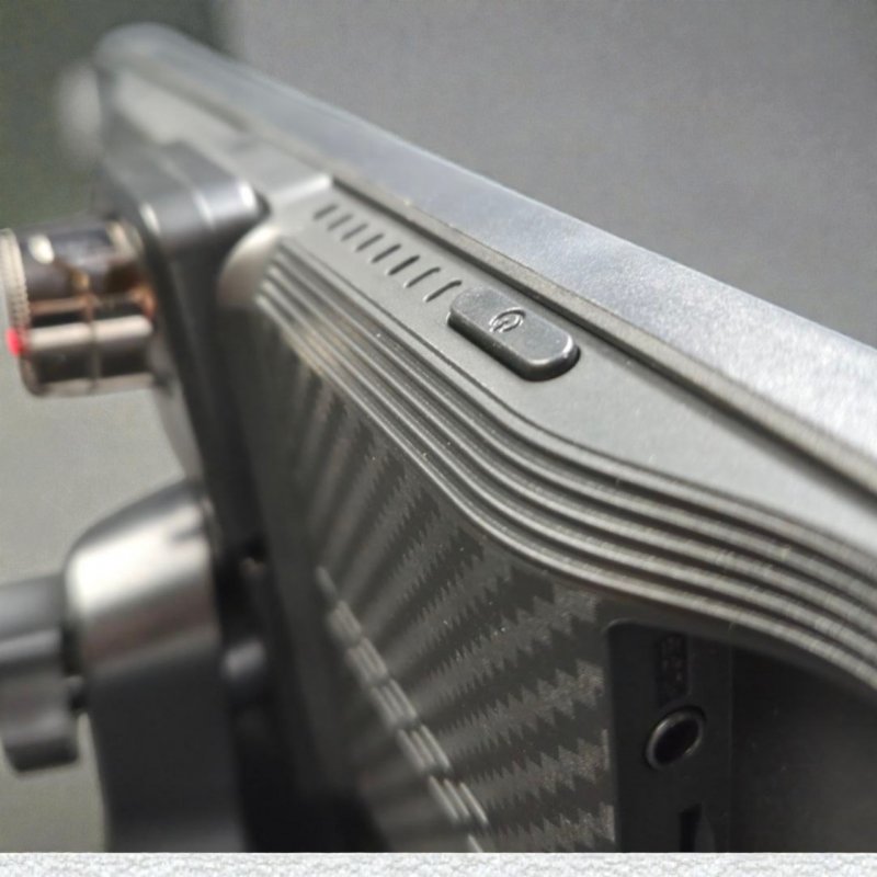 GS Car Monitor Q3 — 10.26" Wireless CarPlay, Android Auto и видеорегистратор 4K в одном дисплее