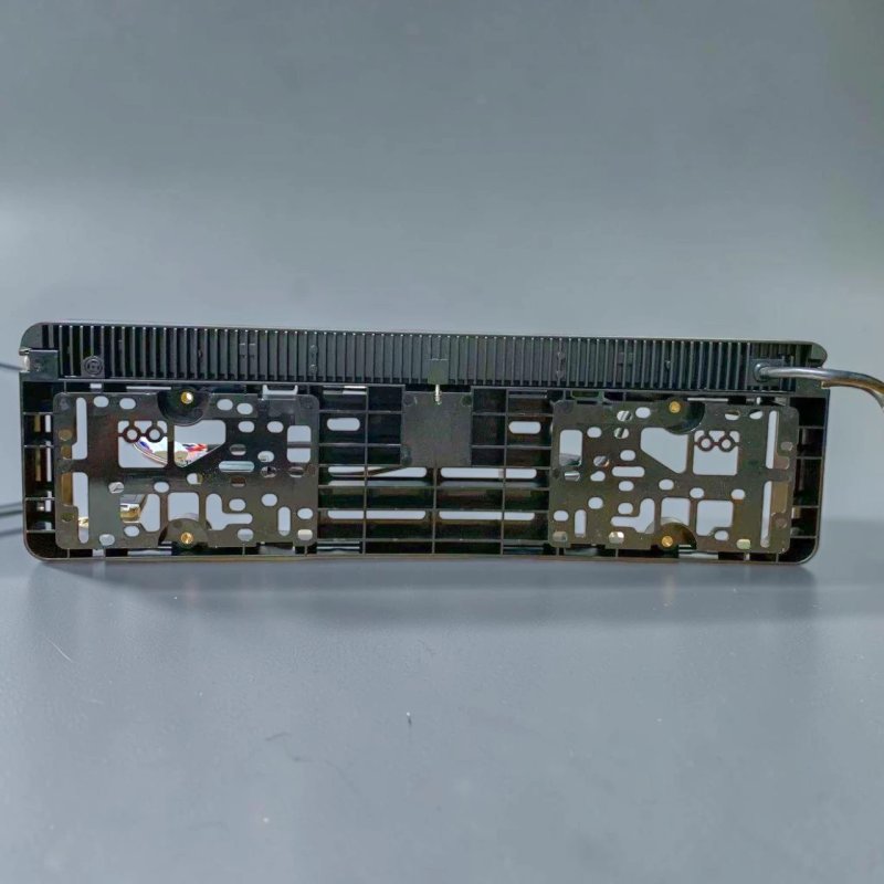 Двоколірна рамка номерного знака GS EU-Standard з LED-балкою 10-30V